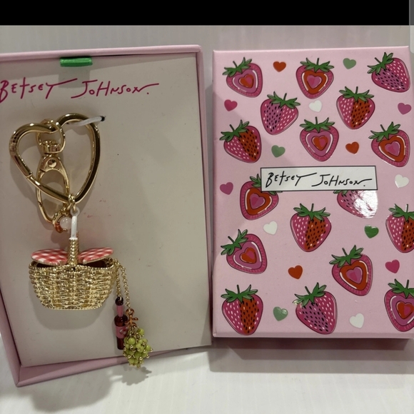 Betsey Johnson Gold and Red Heart Key Holder